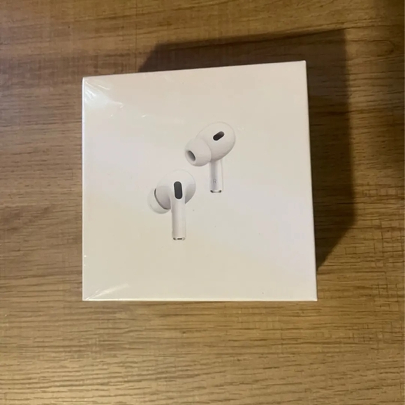Apple White Wireless Earbuds
